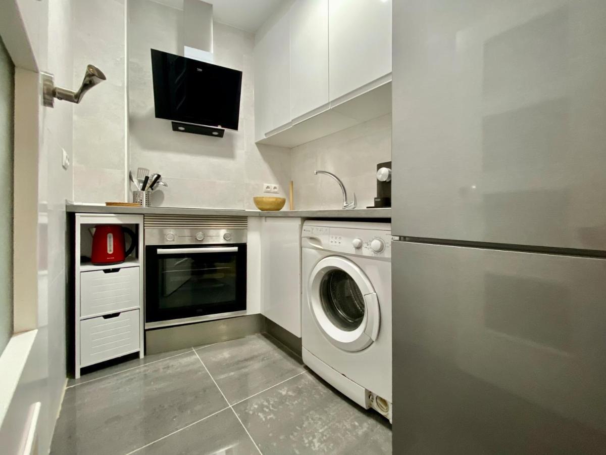 Appartement Charming Gran Via Madrid Extérieur photo