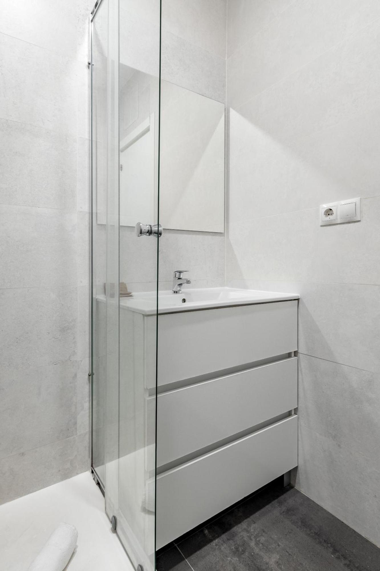 Appartement Charming Gran Via Madrid Extérieur photo